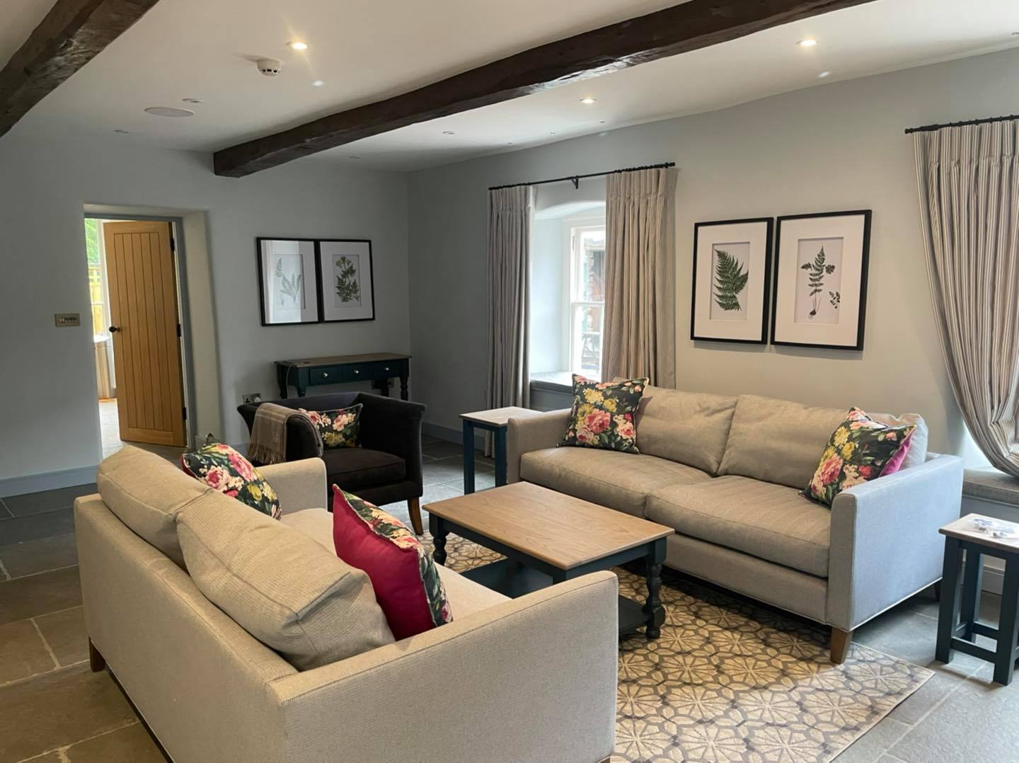 decorator South Lakes